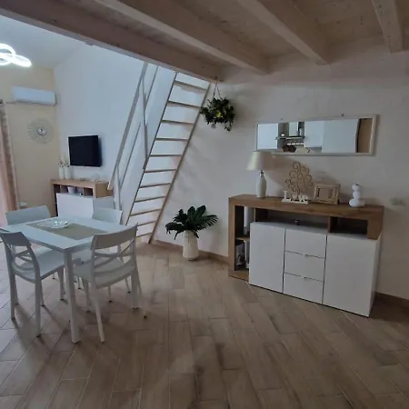 La Casa Delle Rose 3 Apartment *